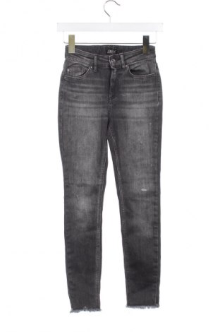 Damskie jeansy ONLY, Rozmiar XS, Kolor Szary, Cena 78,97 zł