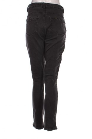 Damen Jeans Paprika, Größe XL, Farbe Grau, Preis € 28,99