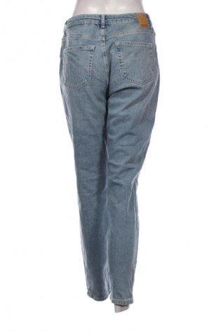 Damskie jeansy Pieces, Rozmiar M, Kolor Niebieski, Cena 111,99 zł