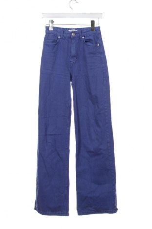 Blugi de femei Pull&Bear, Mărime XXS, Culoare Mov, Preț 73,00 Lei