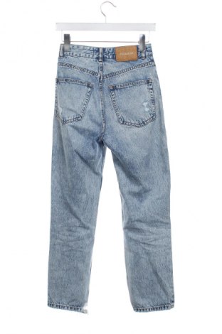 Damskie jeansy Pull&Bear, Rozmiar XS, Kolor Niebieski, Cena 68,33 zł