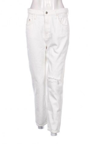 Női farmernadrág Pull&Bear, Méret M, Szín Fehér, Ár 6 138 Ft