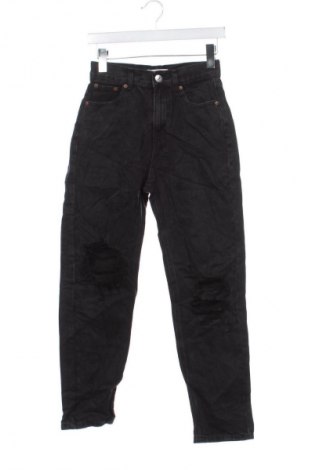 Blugi de femei Pull&Bear, Mărime XS, Culoare Negru, Preț 94,99 Lei