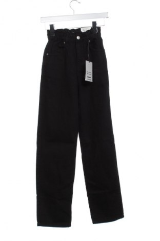 Γυναικείο Τζίν Pull&Bear, Μέγεθος S, Χρώμα Μαύρο, Τιμή 24,31 €