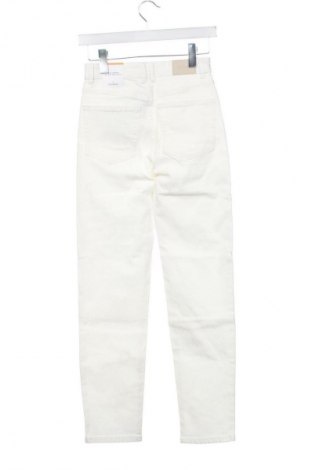 Dámské džíny  Pull&Bear, Velikost XS, Barva Bílá, Cena  587,00 Kč