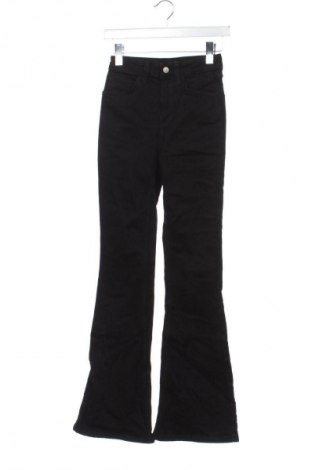 Damskie jeansy Reclaimed Vintage, Rozmiar XXS, Kolor Czarny, Cena 134,99 zł