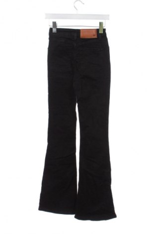 Damskie jeansy Reclaimed Vintage, Rozmiar XXS, Kolor Czarny, Cena 134,99 zł