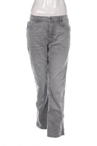 Дамски дънки Regular Denim, Размер L, Цвят Сив, Цена 29,99 лв.