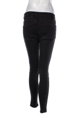 Damen Jeans Reserved, Größe M, Farbe Schwarz, Preis 14,71 €