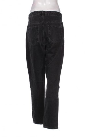 Blugi de femei Reserved, Mărime M, Culoare Negru, Preț 73,01 Lei