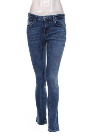 Damen Jeans Silvian Heach, Größe M, Farbe Blau, Preis € 52,99