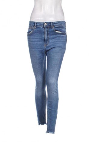 Damskie jeansy Stradivarius, Rozmiar M, Kolor Niebieski, Cena 68,33 zł