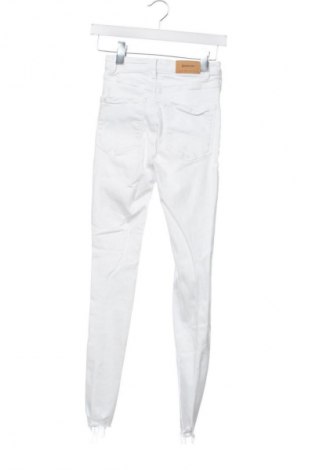 Damen Jeans Stradivarius, Größe XS, Farbe Weiß, Preis € 14,76