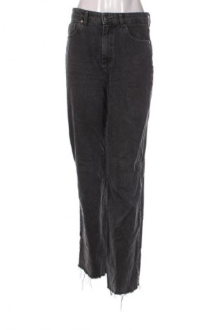 Blugi de femei Stradivarius, Mărime M, Culoare Negru, Preț 94,99 Lei