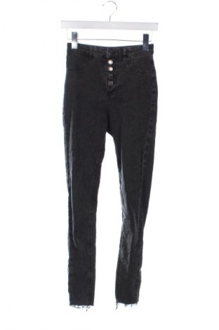 Damskie jeansy Terranova, Rozmiar XS, Kolor Czarny, Cena 95,99 zł