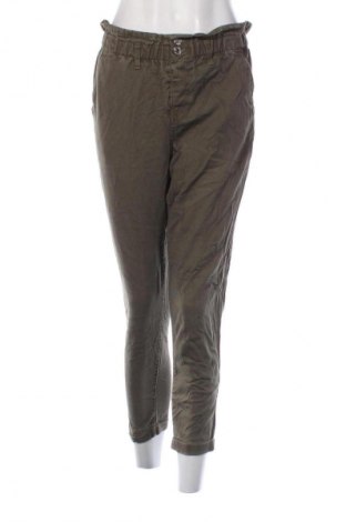 Blugi de femei Terranova, Mărime M, Culoare Verde, Preț 94,99 Lei