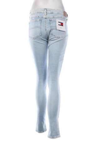 Damskie jeansy Tommy Jeans, Rozmiar L, Kolor Niebieski, Cena 204,99 zł
