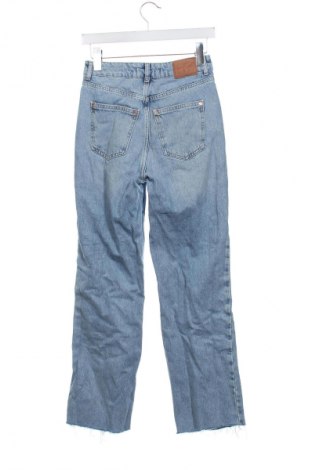 Дамски дънки Zara, Размер XS, Цвят Син, Цена 27,60 лв.