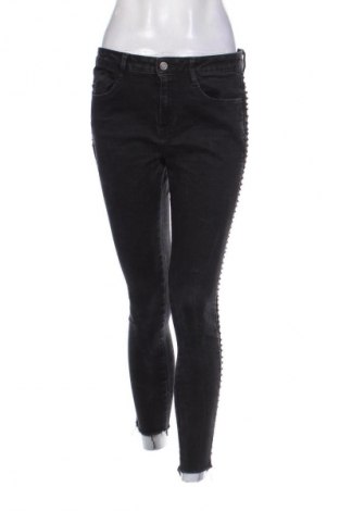 Blugi de femei Zara, Mărime L, Culoare Negru, Preț 68,30 Lei