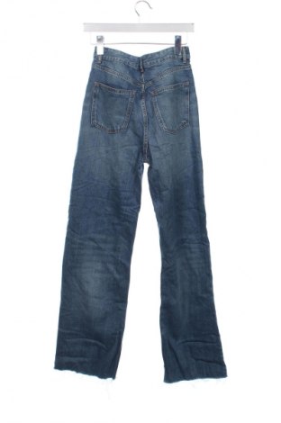 Damskie jeansy Zara, Rozmiar S, Kolor Niebieski, Cena 88,99 zł