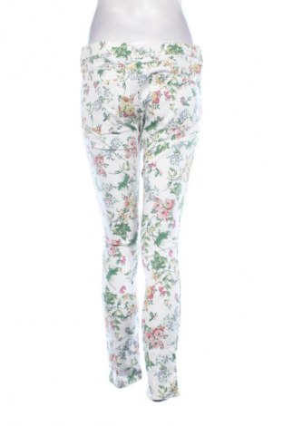 Damskie jeansy Zara, Rozmiar L, Kolor Kolorowy, Cena 88,99 zł