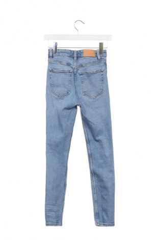 Blugi de femei Zara, Mărime XS, Culoare Albastru, Preț 68,30 Lei