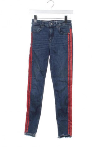 Női farmernadrág Zara, Méret XS, Szín Kék, Ár 3 399 Ft