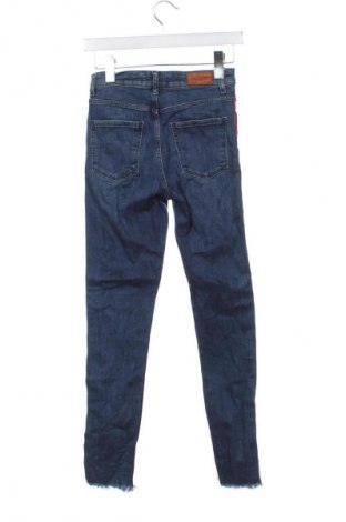 Női farmernadrág Zara, Méret XS, Szín Kék, Ár 3 399 Ft
