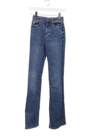 Blugi de femei Zara, Mărime XS, Culoare Albastru, Preț 69,82 Lei