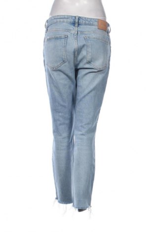 Damskie jeansy Zara, Rozmiar M, Kolor Niebieski, Cena 63,62 zł