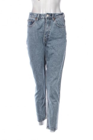 Damskie jeansy Zara, Rozmiar M, Kolor Niebieski, Cena 103,68 zł
