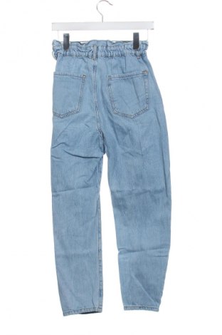 Дамски дънки Zara, Размер XS, Цвят Син, Цена 27,00 лв.