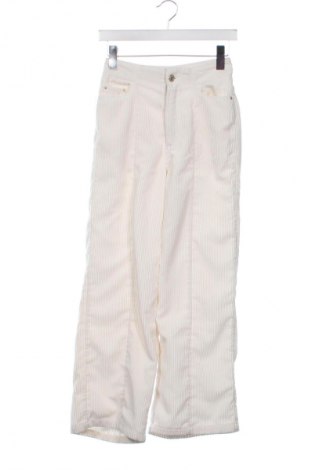 Pantaloni de velvet de femei Pull&Bear, Mărime XXS, Culoare Alb, Preț 78,79 Lei