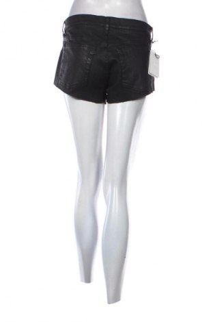 Pantaloni scurți de femei 3x1, Mărime M, Culoare Negru, Preț 496,99 Lei