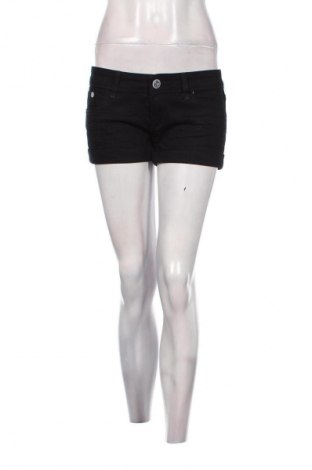 Damen Shorts August, Größe L, Farbe Schwarz, Preis 23,99 €