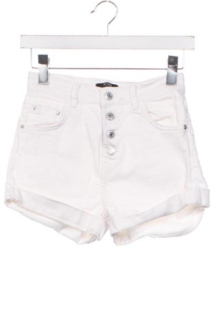 Damen Shorts Bershka, Größe XS, Farbe Weiß, Preis € 9,77