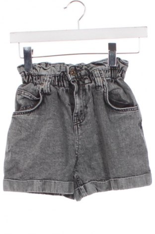 Дамски къс панталон Bershka, Размер XXS, Цвят Черен, Цена 19,00 лв.