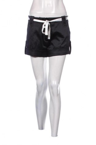Pantaloni scurți de femei Chantall, Mărime M, Culoare Negru, Preț 86,85 Lei
