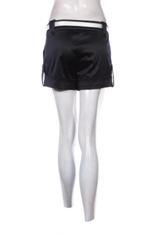 Pantaloni scurți de femei Chantall, Mărime M, Culoare Negru, Preț 86,85 Lei