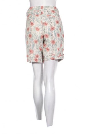 Pantaloni scurți de femei Esmara, Mărime L, Culoare Multicolor, Preț 48,00 Lei