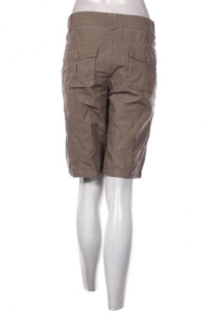 Дамски къс панталон Esprit, Размер XL, Цвят Кафяв, Цена 34,99 лв.