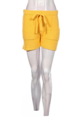 Damskie szorty Friendly Sweater, Rozmiar M, Kolor Żółty, Cena 252,99 zł