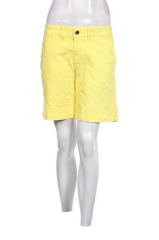Pantaloni scurți de femei Greystone, Mărime M, Culoare Galben, Preț 43,99 Lei
