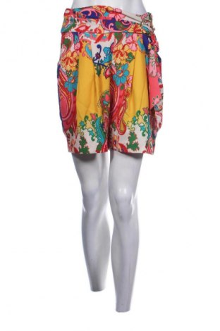 Pantaloni scurți de femei Guess By Marciano, Mărime M, Culoare Multicolor, Preț 477,99 Lei