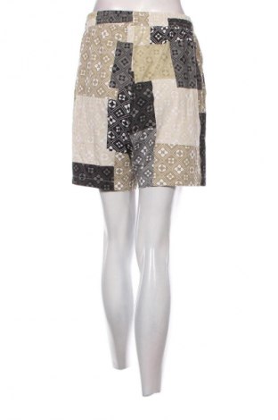 Pantaloni scurți de femei H&M, Mărime L, Culoare Multicolor, Preț 48,07 Lei