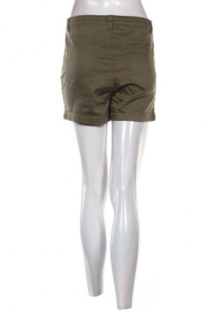 Pantaloni scurți de femei Haily`s, Mărime M, Culoare Verde, Preț 110,99 Lei