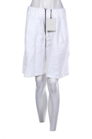 Damen Shorts Low Brand, Größe 3XL, Farbe Weiß, Preis € 122,99