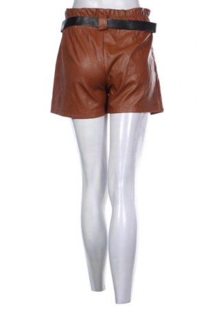 Γυναικείο κοντό παντελόνι NEW COLLECTION, Μέγεθος M, Χρώμα Καφέ, Τιμή 17,97 €