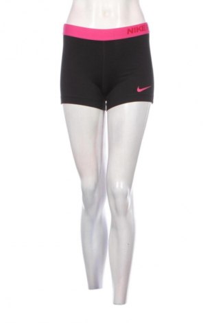 Női rövidnadrág Nike, Méret M, Szín Fekete, Ár 9 219 Ft