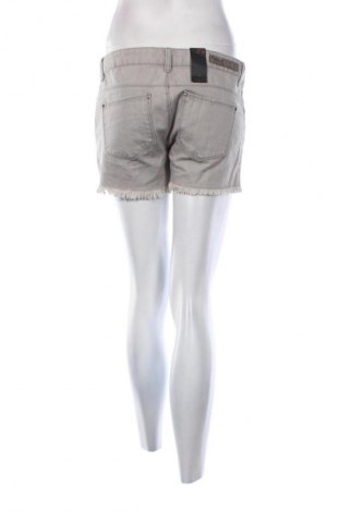 Pantaloni scurți de femei ONLY, Mărime M, Culoare Gri, Preț 85,51 Lei